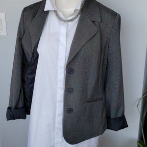 Reitmans grey boxy/boyfriend style blazer